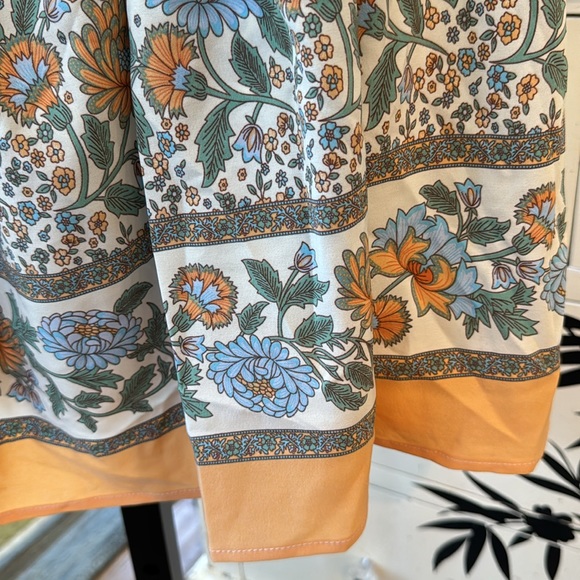 Pretty floral tank - US size 18-20 - Picture 3 of 8